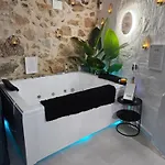 El Eden Con Piscina Y Jacuzzi Villa