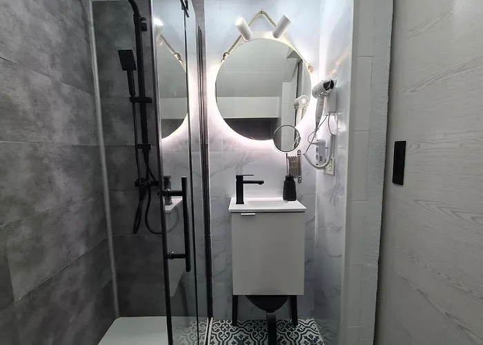 El Eden Con Piscina Y Jacuzzi