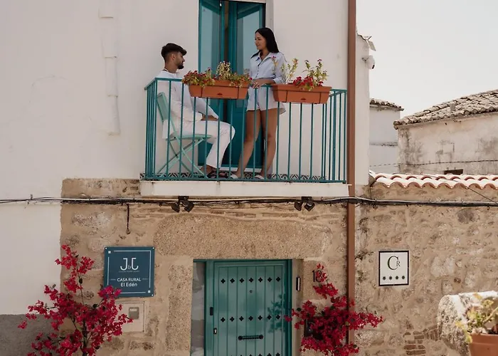 El Eden Con Piscina Y Jacuzzi
