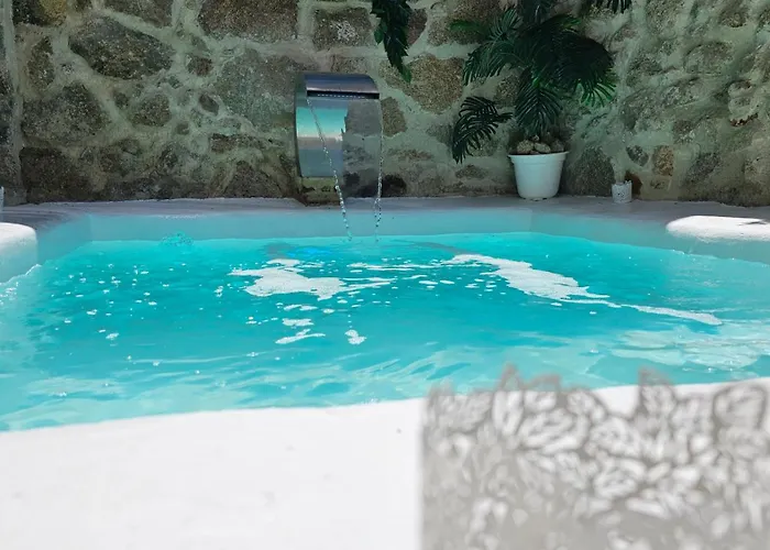 El Eden Con Piscina Y Jacuzzi *